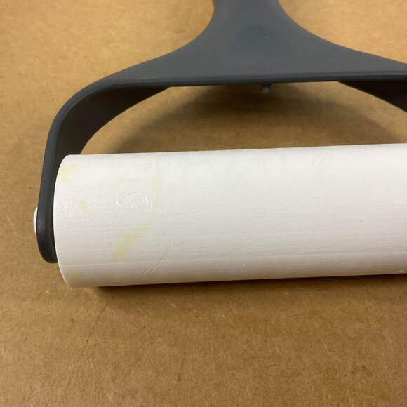 Pampered Chef Baker's Roller & Cut-N-Seal Set - Picture 10 of 11